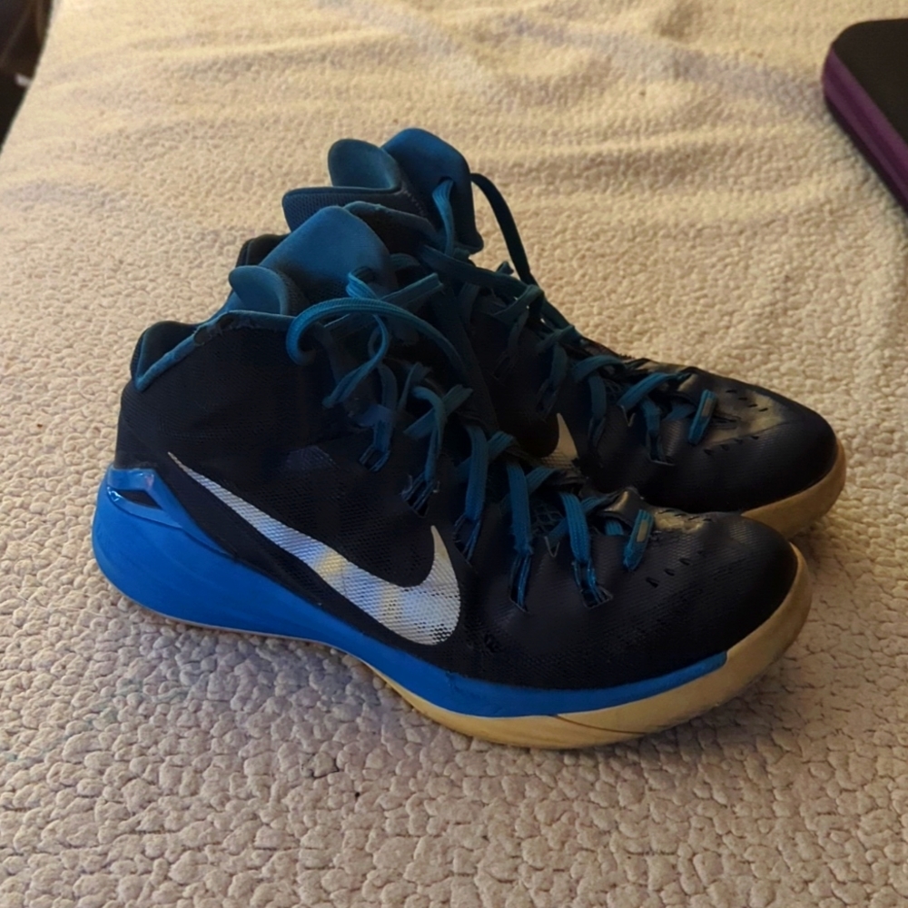 Nike Basketball Shoes Size 10½